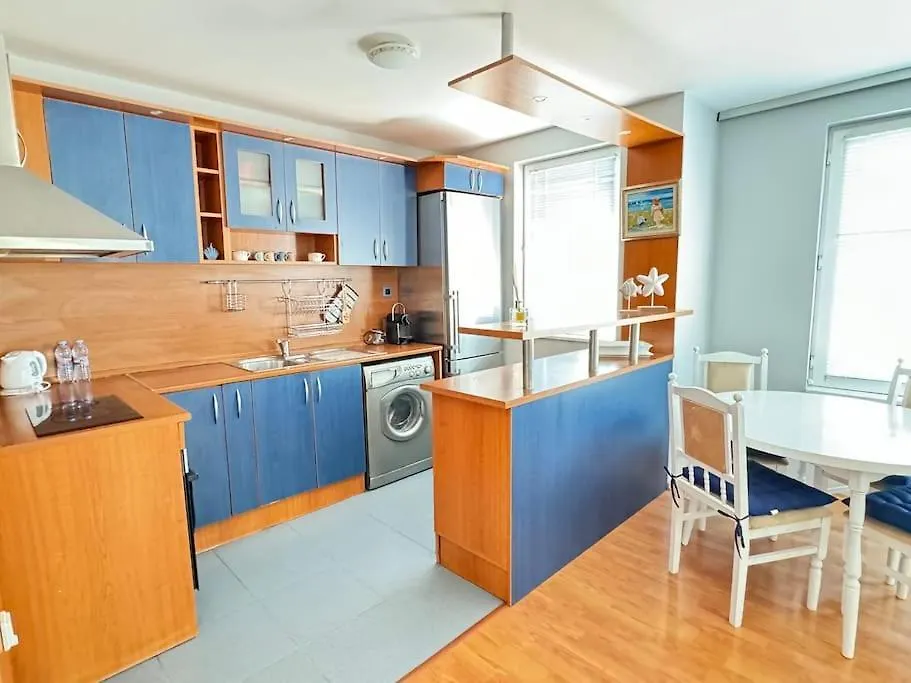 Blue Lagoon Burgasz Apartman